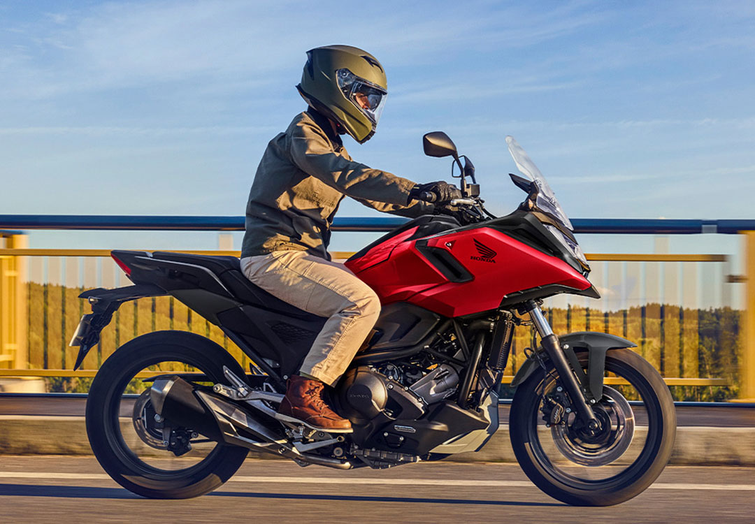 NC750X_202511_DETALHES_CAPA02