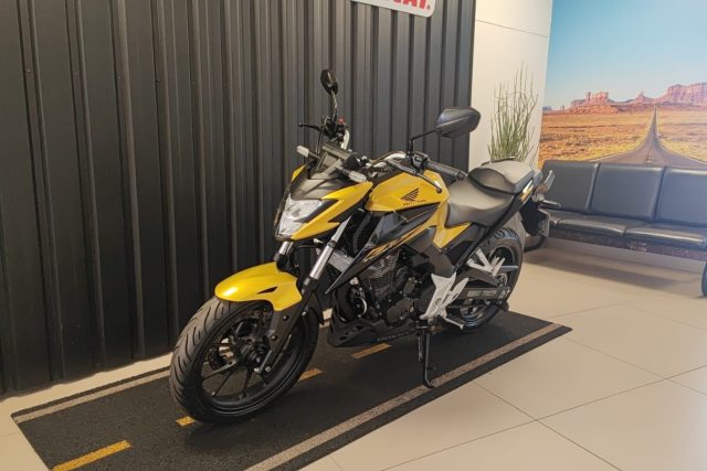 MOTO SEMINOVA HONDA CB TWISTER NA FREEWAY 02322