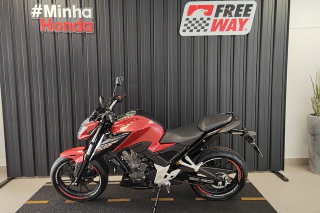 MOTO SEMINOVA HONDA CB TWISTER NA FREEWAY 13986