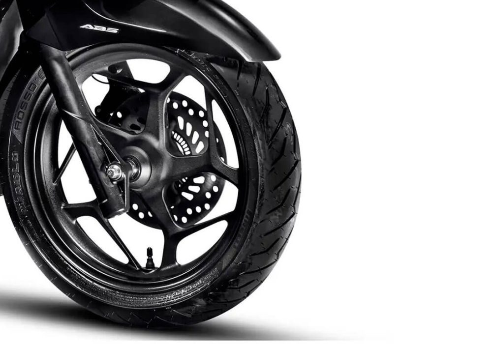 Scooter Honda PCX 2025 – conforto, economia e estilo para o dia a dia urbano