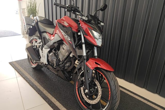 MOTO SEMINOVA HONDA CB TWISTER NA FREEWAY 13986