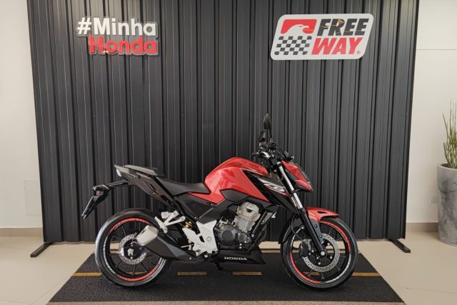 MOTO SEMINOVA HONDA CB TWISTER NA FREEWAY 13986