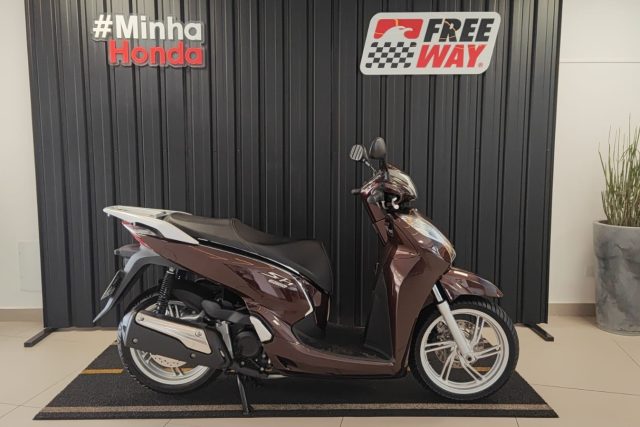 MOTO SEMINOVA HONDA SH 150i NA FREEWAY 00364