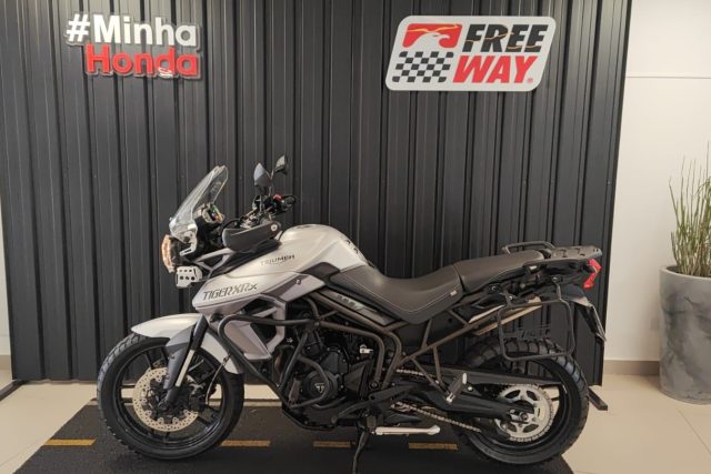 MOTO SEMINOVA Triumph Tiger XRX 800 NA FREEWAY 35765