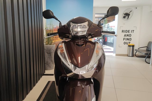 MOTO SEMINOVA HONDA SH 150i NA FREEWAY 00364