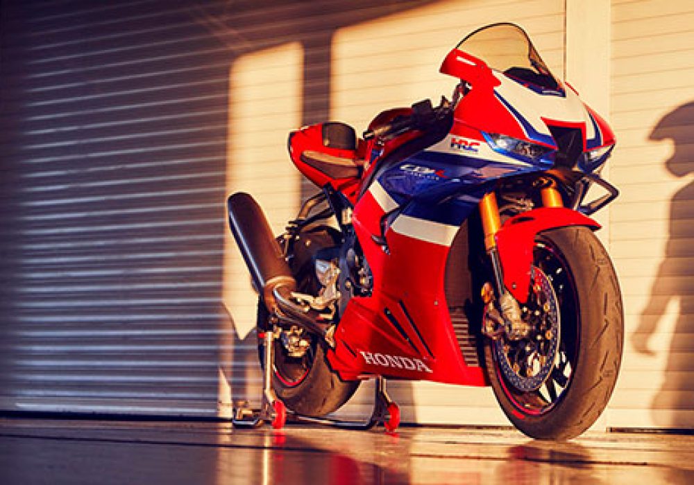 CBR1000RR_Tipagem03_202605 CBR1000RR_Tipagem03_202605