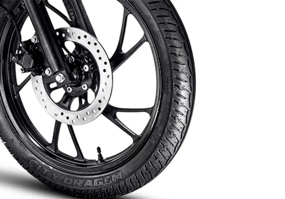 A CG 160 Start é perfeita para quem quer economia e qualidade. Design moderno e freios CBS, ela é ótima para enfrentar o trânsito com segurança e estilo.
