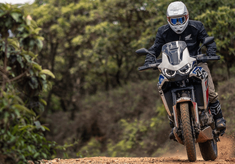 Concessionária Honda Freeway | Motos Honda 0 KM é na Honda Freeway, conheça mais da CRF 1100L Africa Twin. Descubra você mesmo!