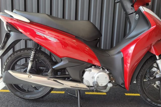 MOTO SEMINOVA HONDA BIZ 125 NA FREEWAY 47298