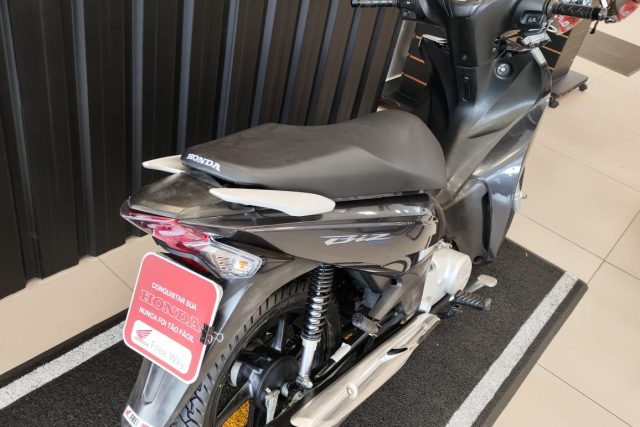 MOTO SEMINOVA HONDA BIZ 125 02946 NA FREEWAY