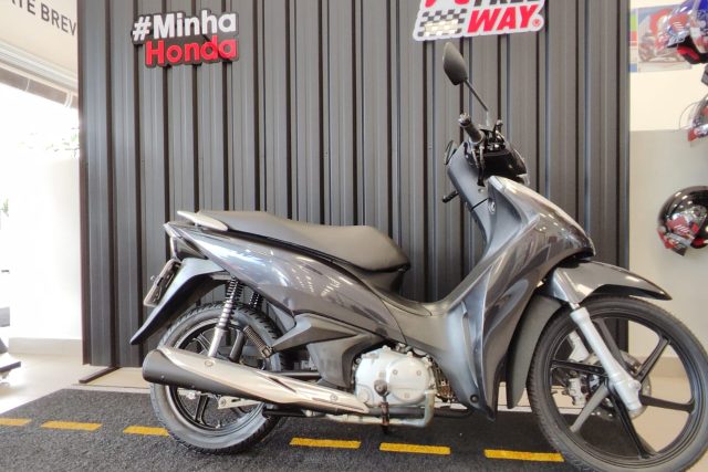 MOTO SEMINOVA HONDA BIZ 125 02946 NA FREEWAY