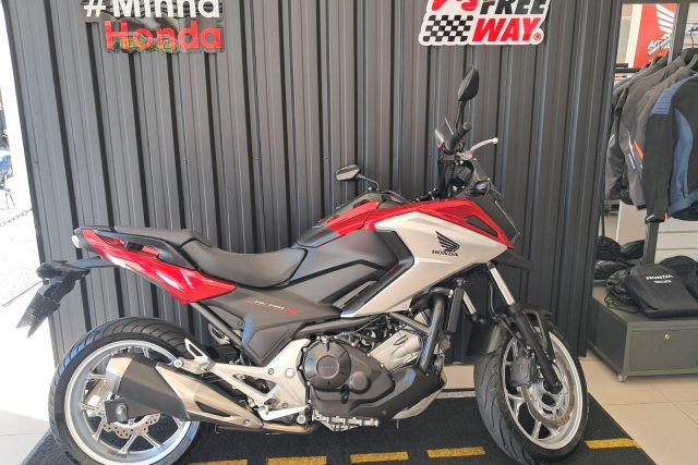 MOTO SEMINOVA HONDA NC 750X FREEWAY 05361