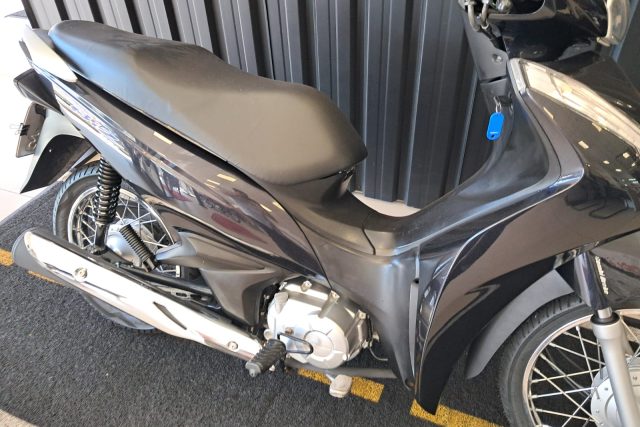 MOTO SEMINOVA HONDA BIZ 110 NA FREEWAY 22907