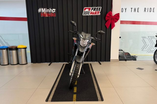 MOTO SEMINOVA HONDA XRE 190 15497 NA FREEWAY