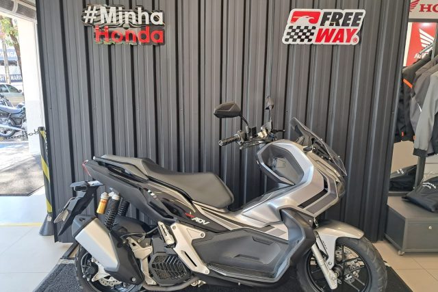 MOTO SEMINOVA HONDA ADV 14936 NA FREEWAY