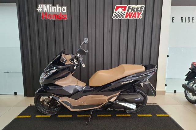 MOTO SEMINOVA HONDA PCX NA FREEWAY 03497
