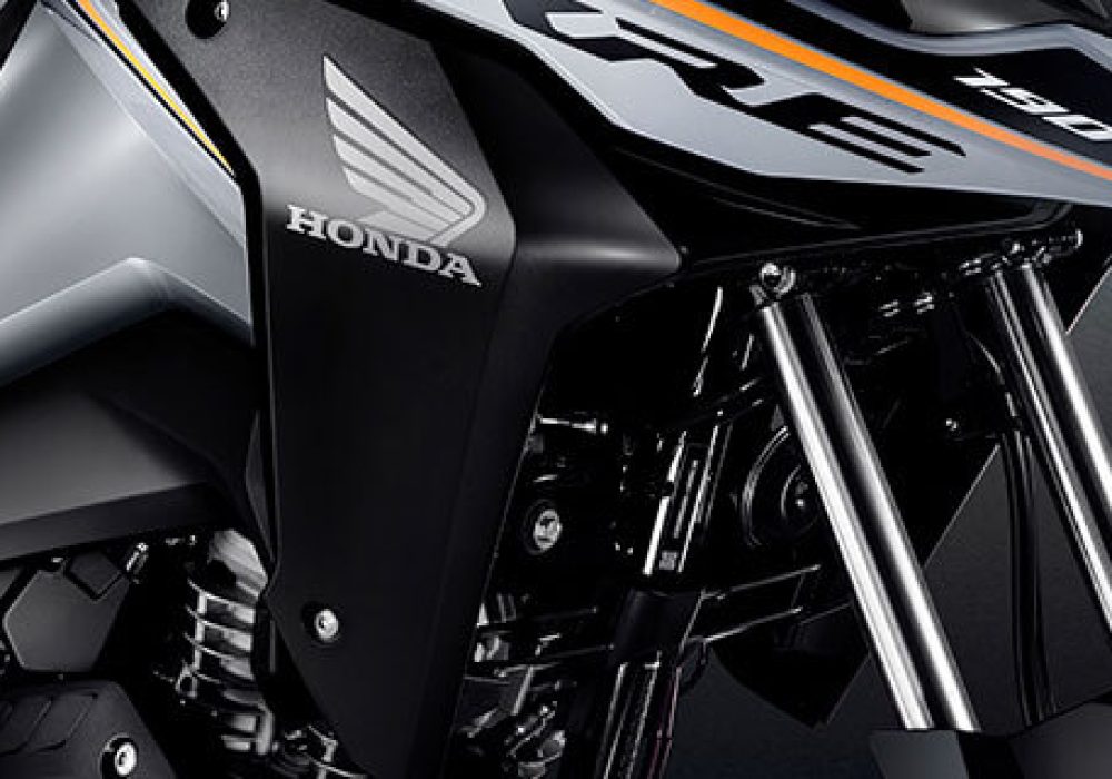 Concessionária Honda Freeway | Motos Honda 0 KM é na Honda Freeway, conheça mais da XRE 190 Ser reconhecido pelas aventuras que você vive.