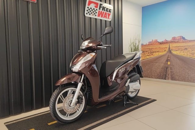MOTO SEMINOVA HONDA SH 150i NA FREEWAY 00364