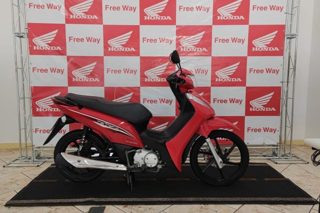 MOTO SEMINOVA DISPONÍVEL NO GRUPO FREEWAY, CONCESSIONÁRIA MANDAGUAÇU-PR. MOTO HONDA, MODELO BIZ 125, REFERENCIA 304525.