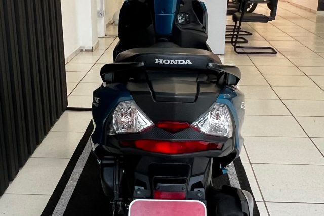 MOTO SEMINOVA DISPONÍVEL NO GRUPO FREEWAY, CONCESSIONÁRIA CIANORTE II-PR. MOTO HONDA, MODELO ELITE 125, REFERENCIA 000776.