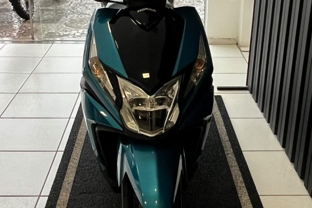 MOTO SEMINOVA DISPONÍVEL NO GRUPO FREEWAY, CONCESSIONÁRIA CIANORTE II-PR. MOTO HONDA, MODELO ELITE 125, REFERENCIA 000776.