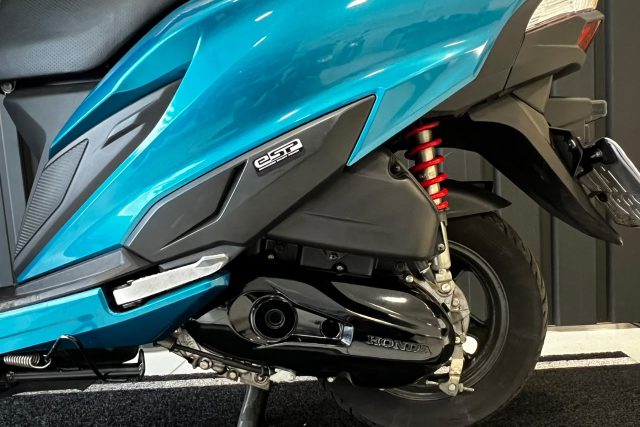 MOTO SEMINOVA DISPONÍVEL NO GRUPO FREEWAY, CONCESSIONÁRIA CIANORTE II-PR. MOTO HONDA, MODELO ELITE 125, REFERENCIA 000776.