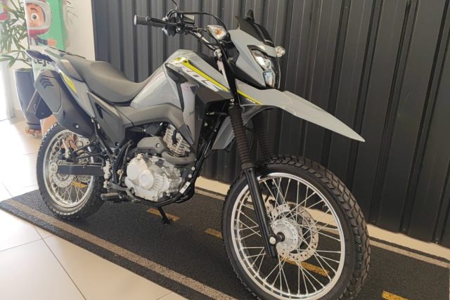 MOTO SEMINOVA DISPONÍVEL NO GRUPO FREEWAY, CONCESSIONÁRIA MARINGÁ (MATRIZ). MOTO HONDA, MODELO NXR 160 BROS, REFERENCIA 015702.