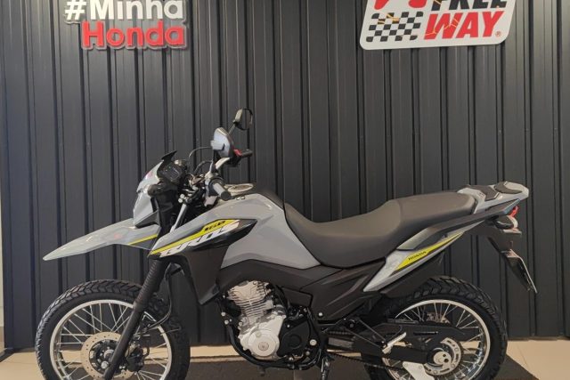 MOTO SEMINOVA DISPONÍVEL NO GRUPO FREEWAY, CONCESSIONÁRIA MARINGÁ (MATRIZ). MOTO HONDA, MODELO NXR 160 BROS, REFERENCIA 015702.