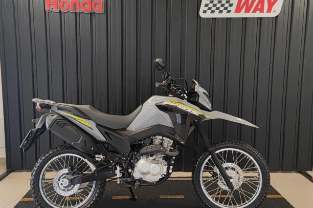 MOTO SEMINOVA DISPONÍVEL NO GRUPO FREEWAY, CONCESSIONÁRIA MARINGÁ (MATRIZ). MOTO HONDA, MODELO NXR 160 BROS, REFERENCIA 015702.