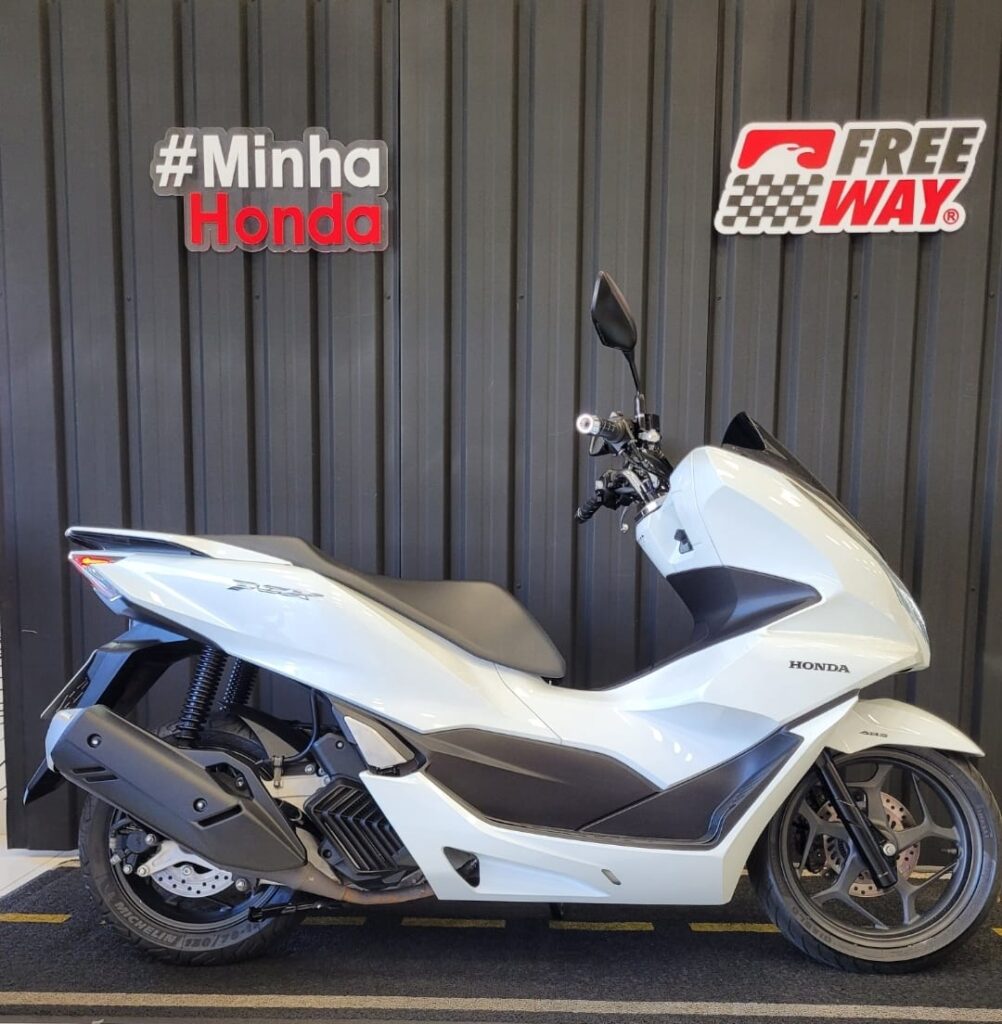 MOTO SEMINOVA HONDA FREEWAY 08496