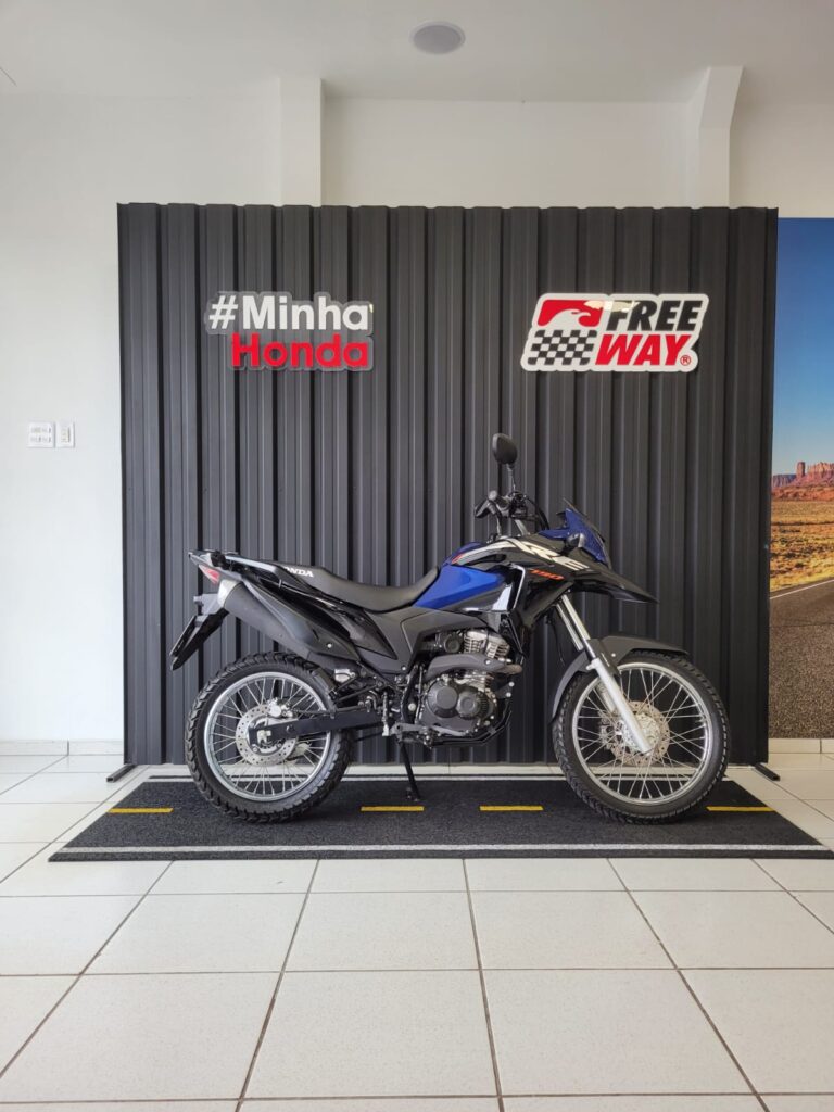 MOTO SEMINOVA HONDA XRE 190 NA FREEWAY 05736