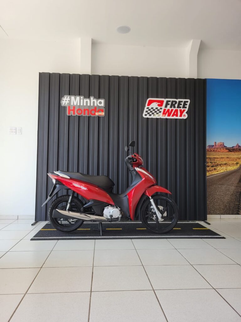 MOTO SEMINOVA HONDA BIZ 125 NA FREEWAY 47298