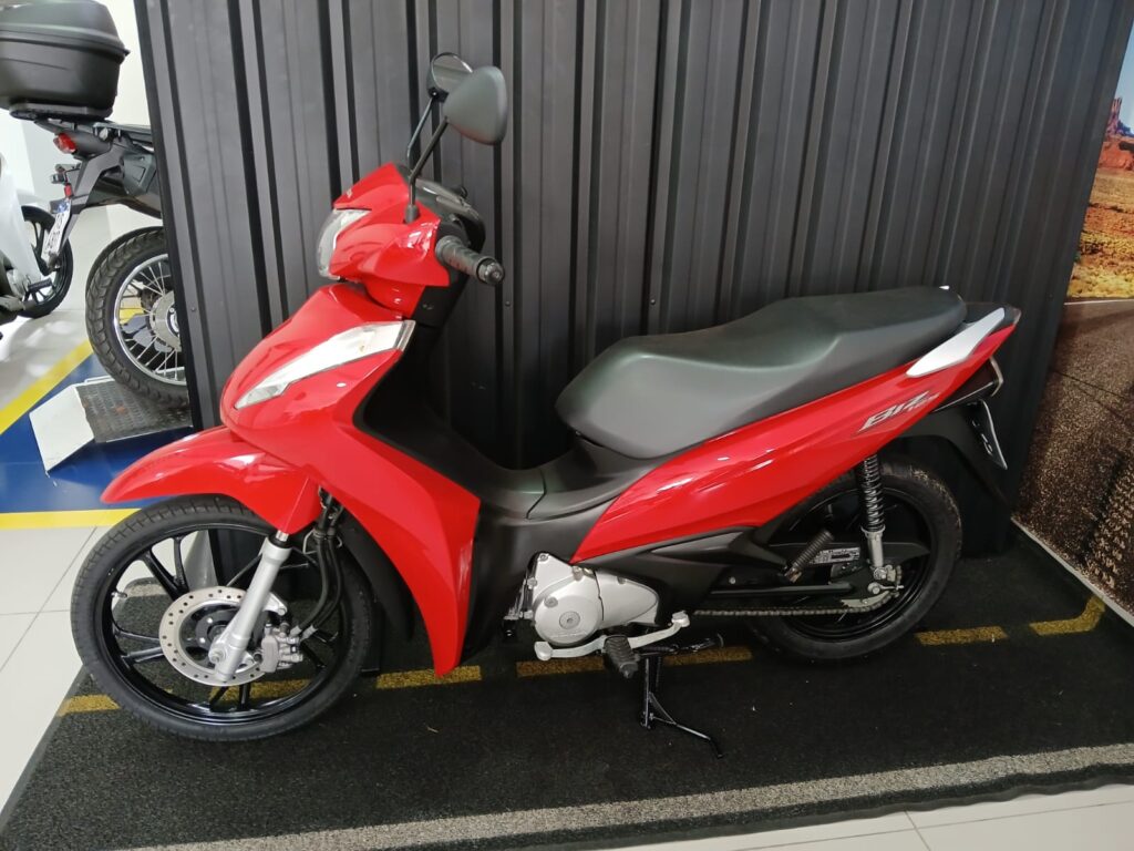 MOTO SEMINOVA HONDA BIZ 125 NA FREEWAY 19810