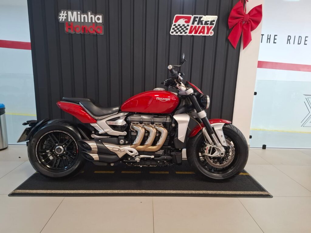 MOTO SEMINOVA TRIUMPH/ROCKET 3 R B7675 DISPONÍVEL NA FREEWAY