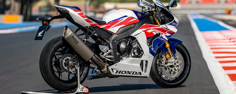Concessionária Honda Freeway | Motos Honda 0 KM é na Honda Freeway, conheça mais CBR 1000RR-R FIREBLADE SP 30 anos nunca passaram tão rápido.